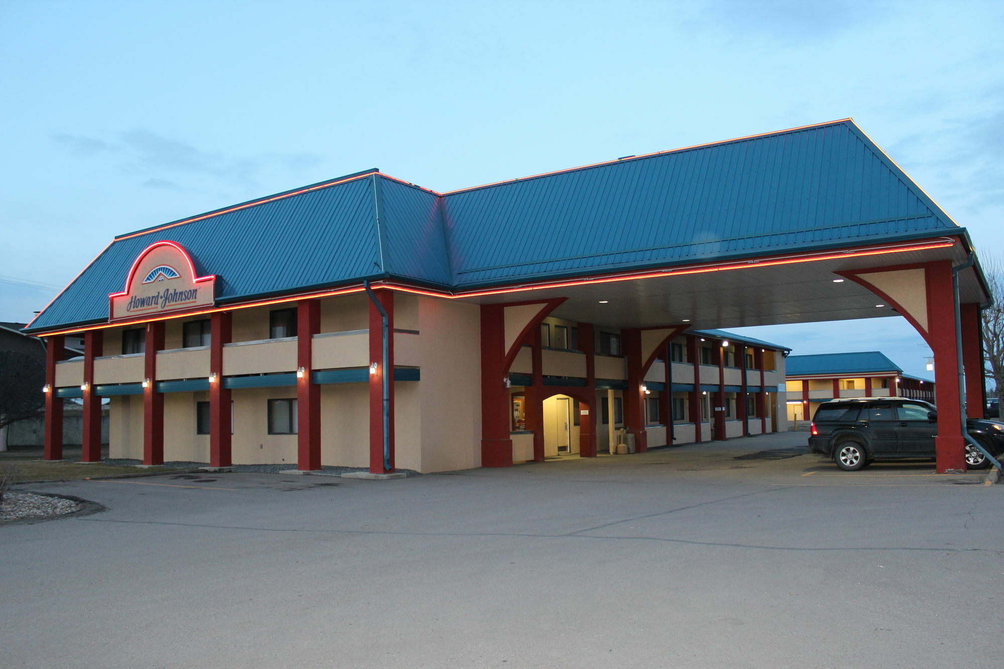 Penhold Howard Johnson By Wyndham Red Deer المظهر الخارجي الصورة